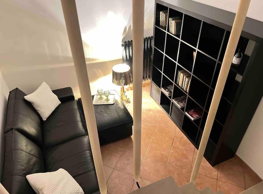 Life Is Beautiful Design Loft Navigli Romolo, Netflix, Wifi, Ac And Street Parking Lejlighed Milano Eksteriør billede